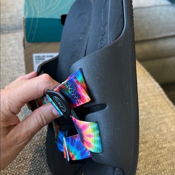 Chaco Women’s Chillos Slide Sandal Dark Tie Dye - Picture 4 of 6